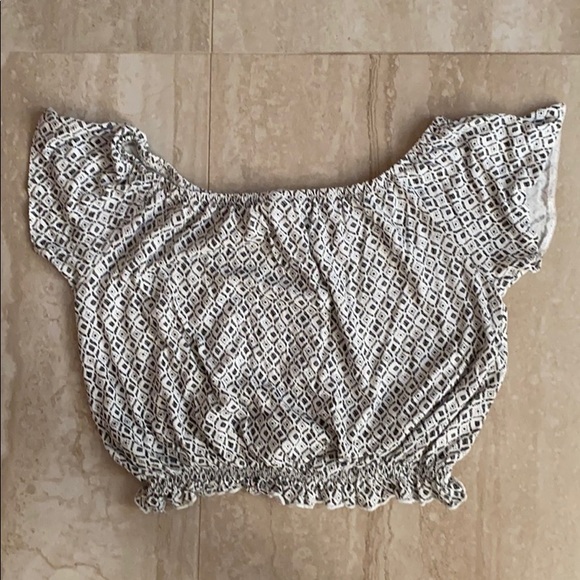 shirt - Picture 2 of 3